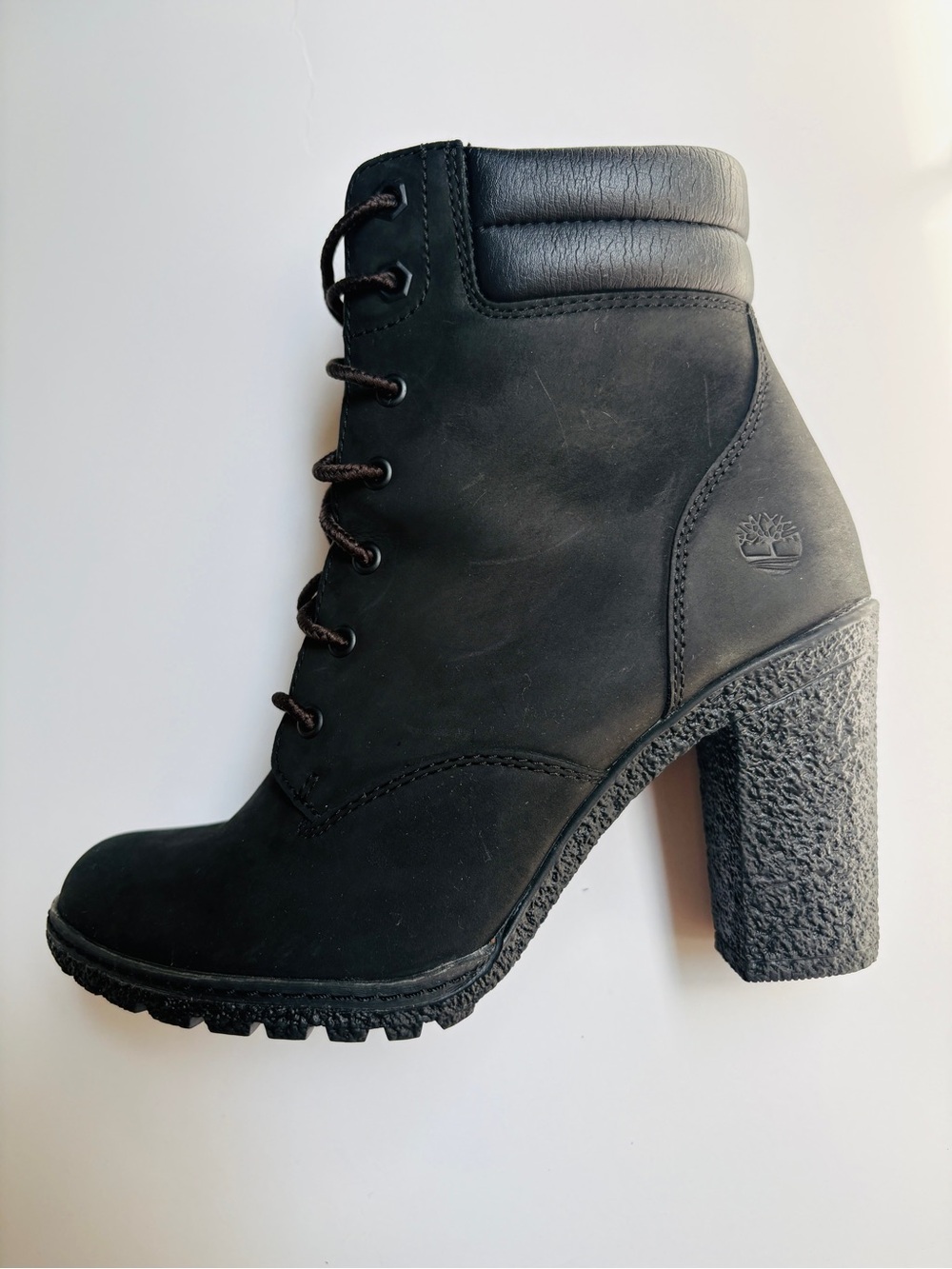 Timberland Black Lace-Up Chunky Heel Ankle Boot